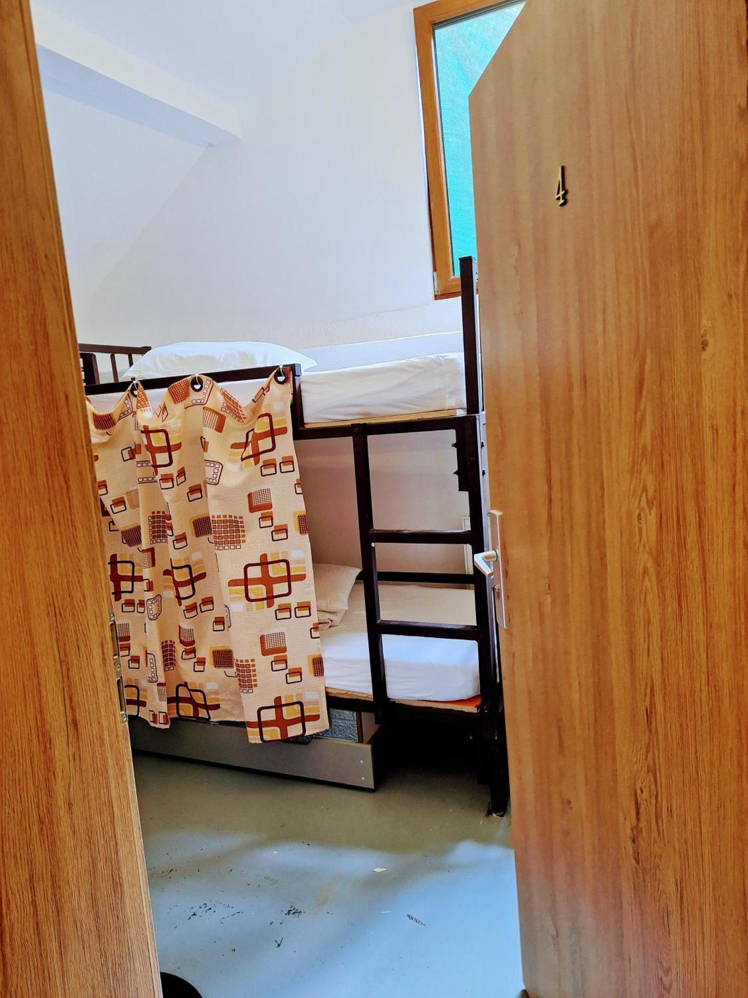 Downtown Hostel 布拉索夫 外观 照片